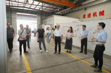 實地觀摩促交流 技能賦能助發(fā)展 | 山東省淄博市淄川區(qū)總工會黨組成員、副主席馮進(jìn)明一行蒞臨景興紙業(yè)調(diào)研交流